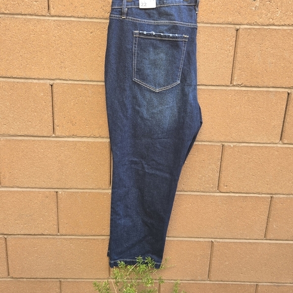 Lane Bryant Slim Straight Ankle Jeans Dark Wash - Picture 3 of 9